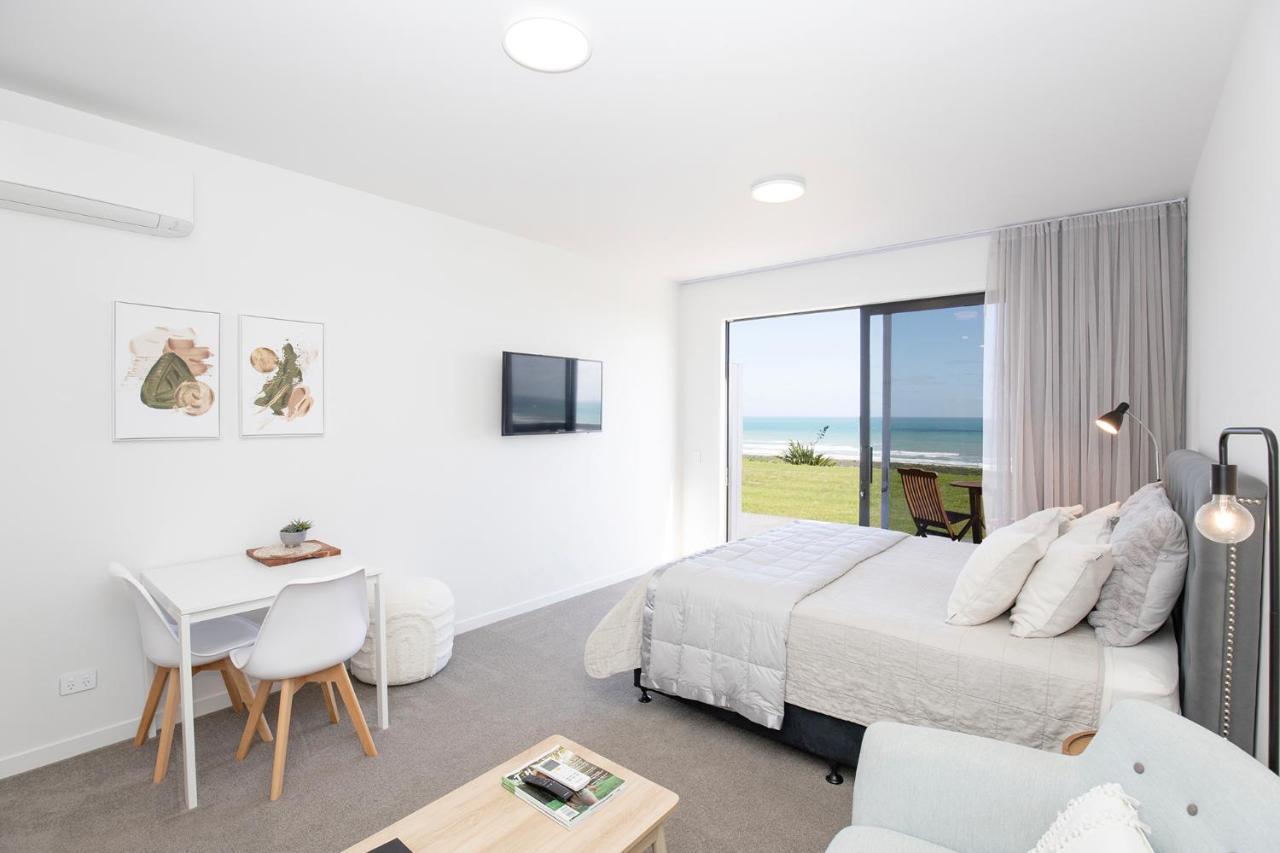 Views Over Tasman, New Luxury Boutique Studio Overlooking The Tasman Sea 格雷默斯 外观 照片