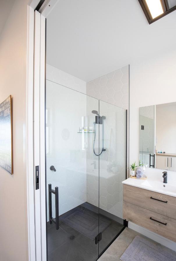 Views Over Tasman, New Luxury Boutique Studio Overlooking The Tasman Sea 格雷默斯 外观 照片